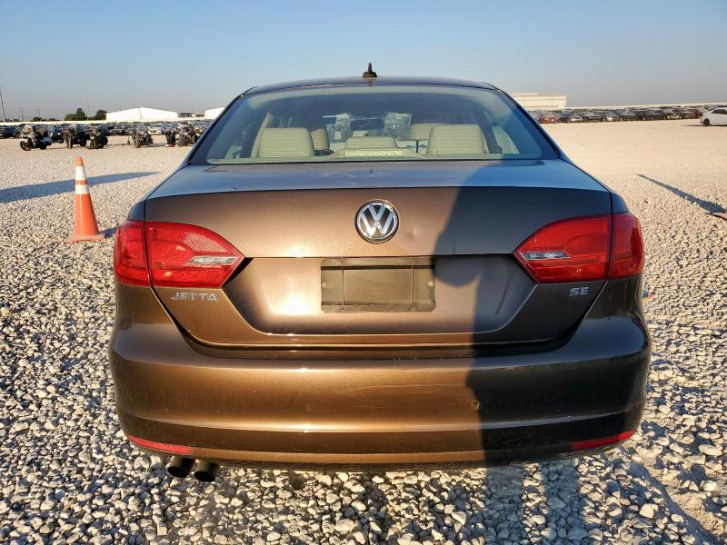 3VWD17AJ6EM355786 - 2014 VOLKSWAGEN JETTA SE BROWN photo 6