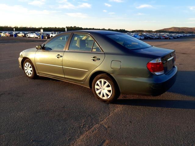 4T1BE32K05U100346 - 2005 TOYOTA CAMRY LE GREEN photo 2