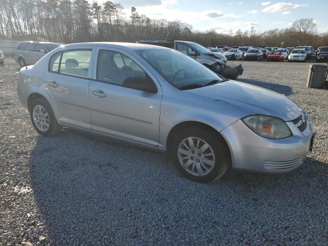 1G1AS58H697221010 - 2009 CHEVROLET COBALT LS SILVER photo 4