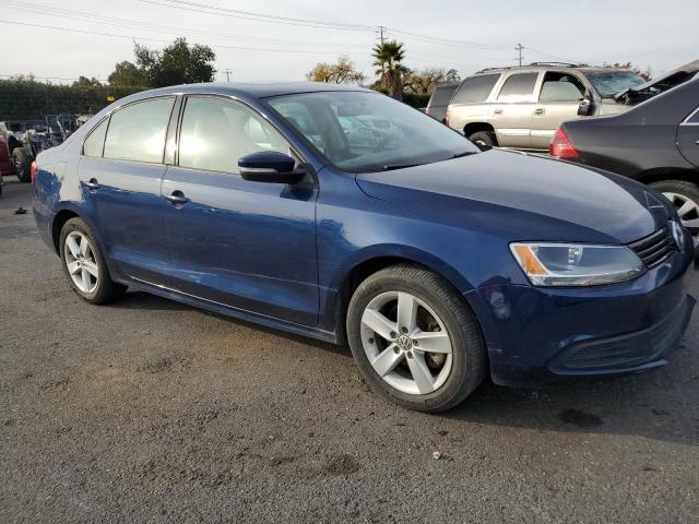 3VWLL7AJ5CM314682 - 2012 VOLKSWAGEN JETTA TDI BLUE photo 4