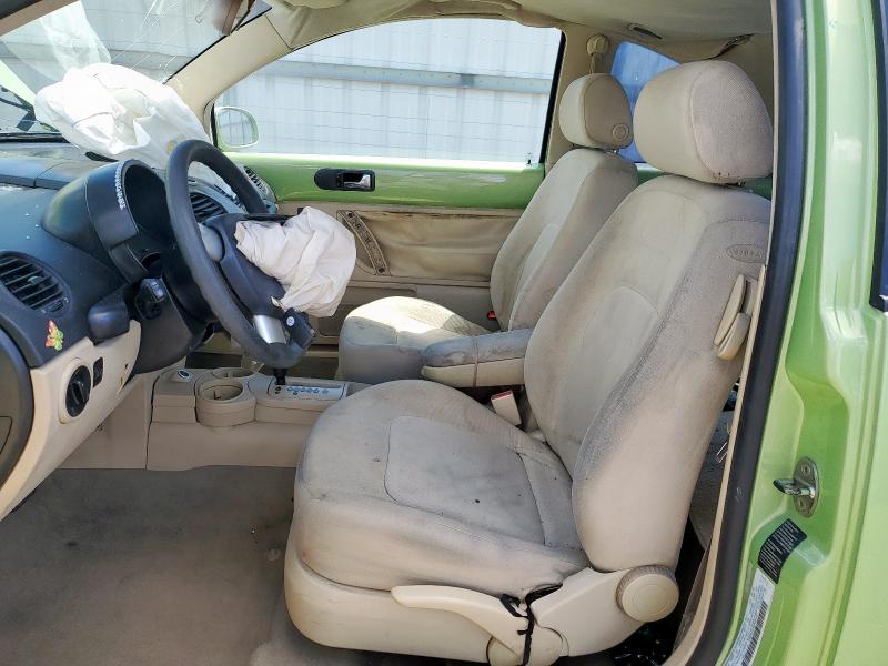 3VWCK21C62M461227 - 2002 VOLKSWAGEN NEW BEETLE GLS 绿色 照片 7