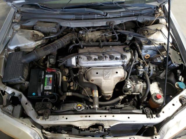 1HGCG567X2A075345 - 2002 HONDA ACCORD SE SILVER photo 11