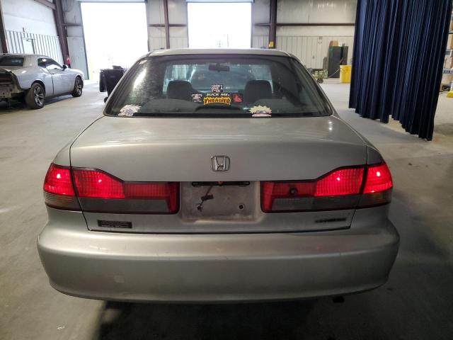 1HGCG567X2A075345 - 2002 HONDA ACCORD SE SILVER photo 6