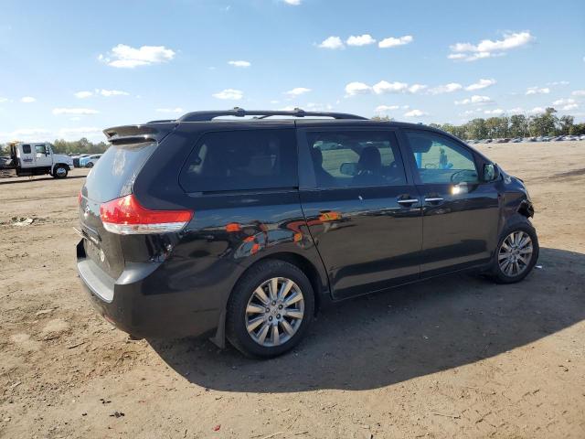5TDDK3DC5DS067312 - 2013 TOYOTA SIENNA XLE BLACK photo 3