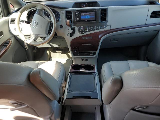 5TDDK3DC5DS067312 - 2013 TOYOTA SIENNA XLE BLACK photo 8