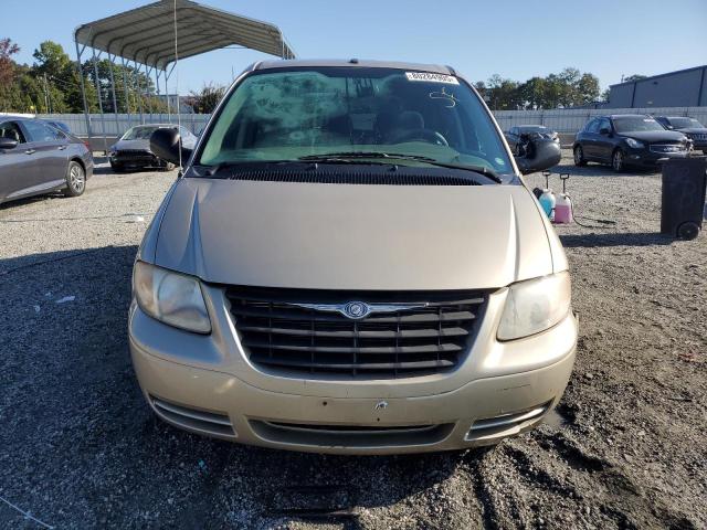 1A4GP45R06B748697 - 2006 CHRYSLER TOWN & COU ოქროსფერი ფოტო 5