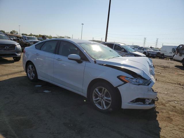 3FA6P0HD1JR125898 - 2018 FORD FUSION SE Ağ foto 4