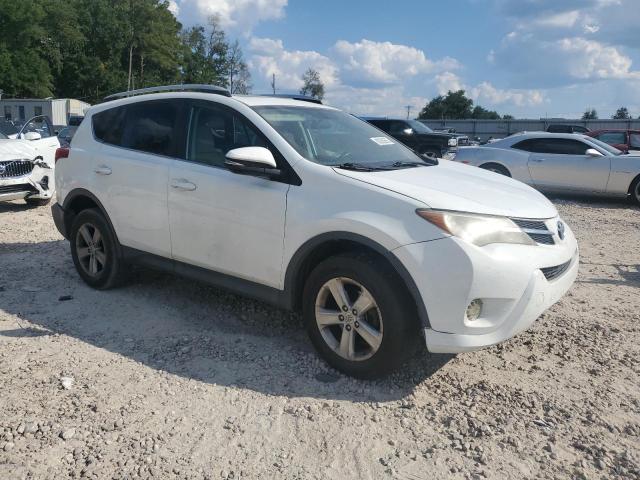 2T3WFREV2EW100833 - 2014 TOYOTA RAV4 XLE WHITE photo 4