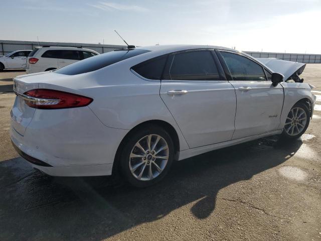 3FA6P0LU2HR142176 - 2017 FORD FUSION SE HYBRID WHITE photo 3