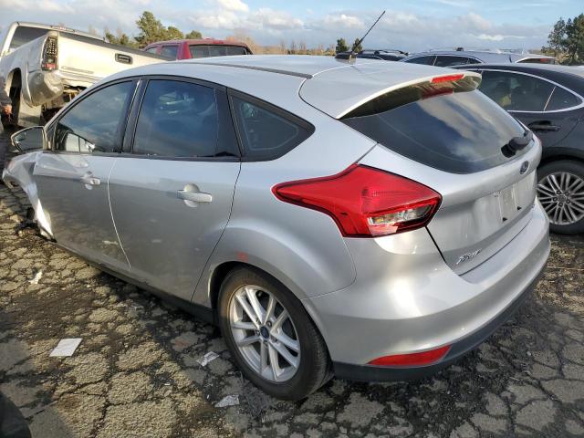 1FADP3K28HL285852 - 2017 FORD FOCUS SE SILVER photo 2