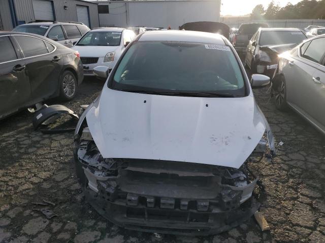 1FADP3K28HL285852 - 2017 FORD FOCUS SE SILVER photo 5