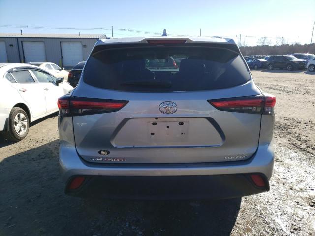 5TDHZRBH3MS145469 - 2021 TOYOTA HIGHLANDER XLE SILVER photo 6