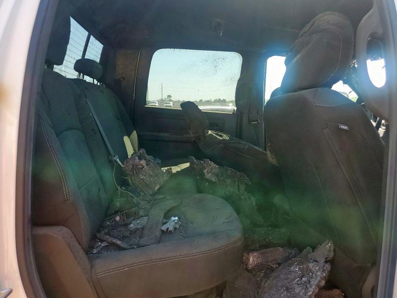 3C6UR5CJXPG589791 - 2023 RAM 2500 TRADESMAN WHITE photo 10