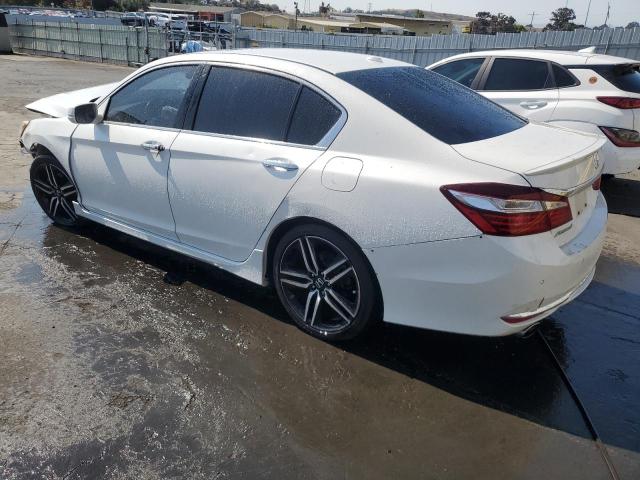 1HGCR3F94HA043340 - 2017 HONDA ACCORD TOURING 白色 照片 2