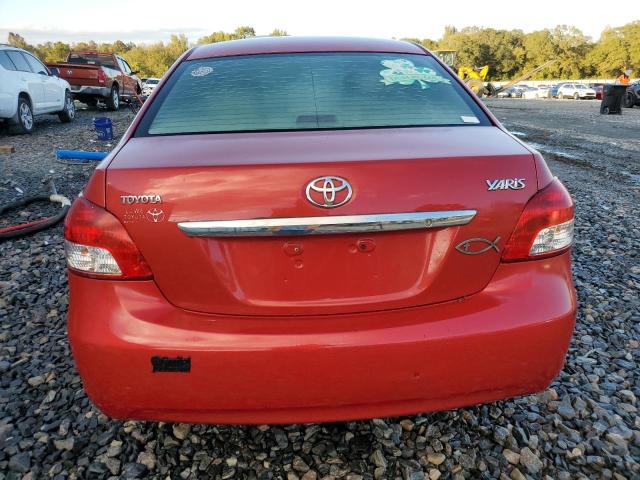 JTDBT923684036341 - 2008 TOYOTA YARIS RED photo 6