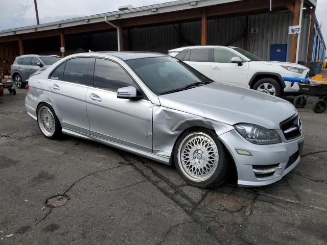 WDDGF8BB0CF897287 - 2012 MERCEDES-BENZ C 300 4MATIC SILVER photo 4