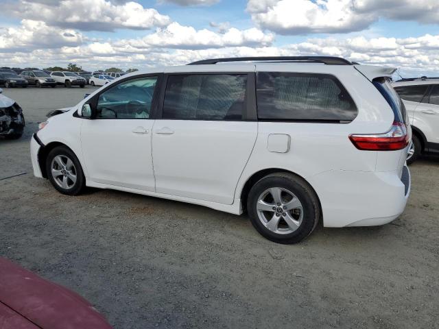 5TDKZ3DC8KS968867 - 2019 TOYOTA SIENNA LE თეთრი ფოტო 2