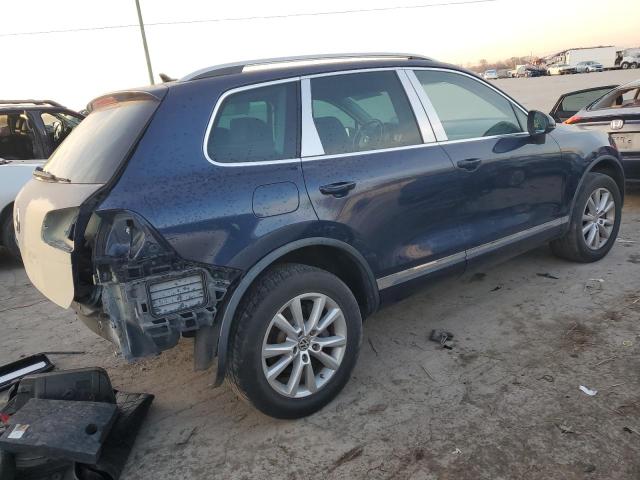 WVGEF9BP9ED005910 - 2014 VOLKSWAGEN TOUAREG V6 BLUE photo 3