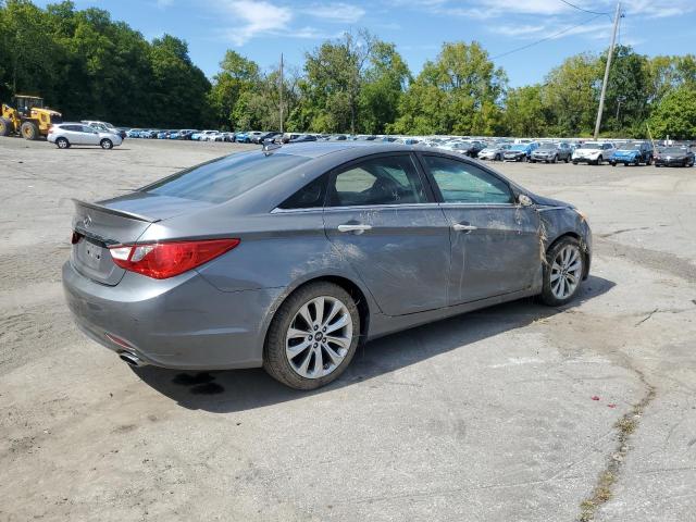 5NPEC4AC2DH587663 - 2013 HYUNDAI SONATA SE ნაცრისფერი ფოტო 3
