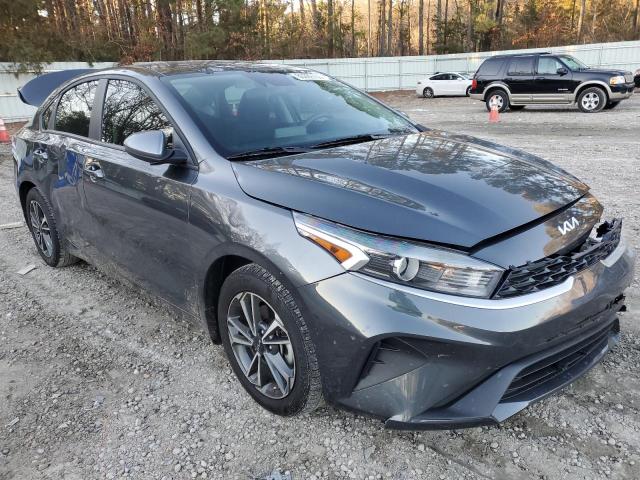 3KPF24AD3PE610408 - 2023 KIA FORTE LX CHARCOAL photo 4