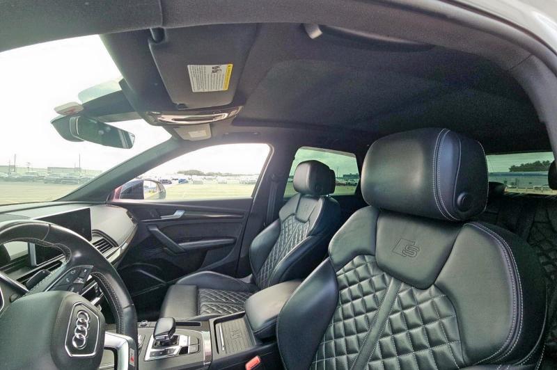 WA1C4AFY9K2081540 - 2019 AUDI SQ5 PRESTIGE WHITE photo 11