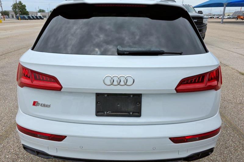 WA1C4AFY9K2081540 - 2019 AUDI SQ5 PRESTIGE WHITE photo 13