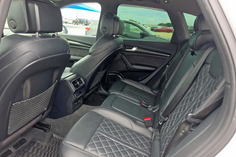 WA1C4AFY9K2081540 - 2019 AUDI SQ5 PRESTIGE WHITE photo 6