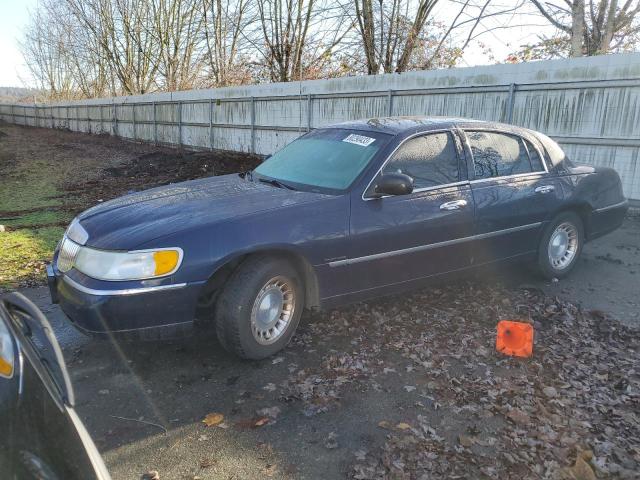 1LNHM81W61Y722287 - 2001 LINCOLN TOWN CAR EXECUTIVE BLUE photo 1