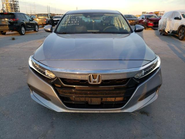 1HGCV1F11KA058461 - 2019 HONDA ACCORD LX SILVER photo 5