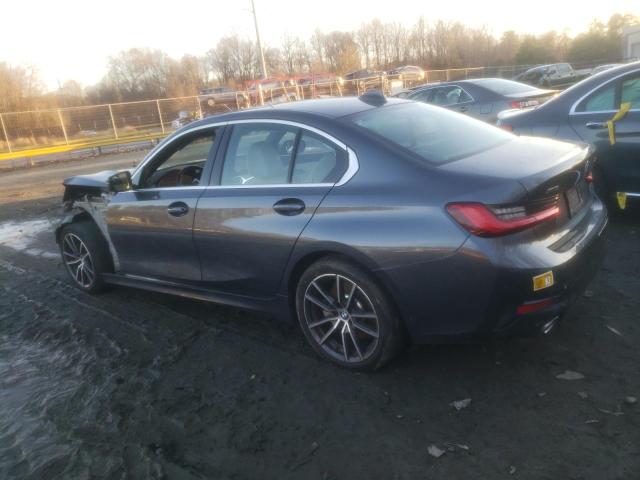 3MW5R7J59K8B01137 - 2019 BMW 330XI GRAY photo 2