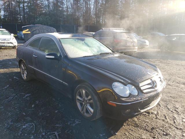 WDBTJ56H38F243829 - 2008 MERCEDES-BENZ CLK 350 BLACK photo 4