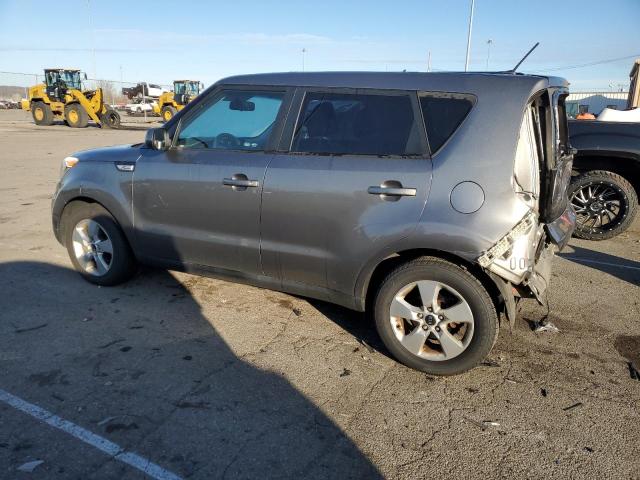 KNDJN2A26H7430331 - 2017 KIA SOUL GRAY photo 2