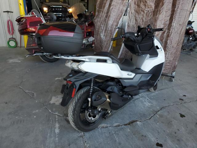 WB40C6305PS904415 - 2023 BMW C 400 GT TWO TONE photo 4