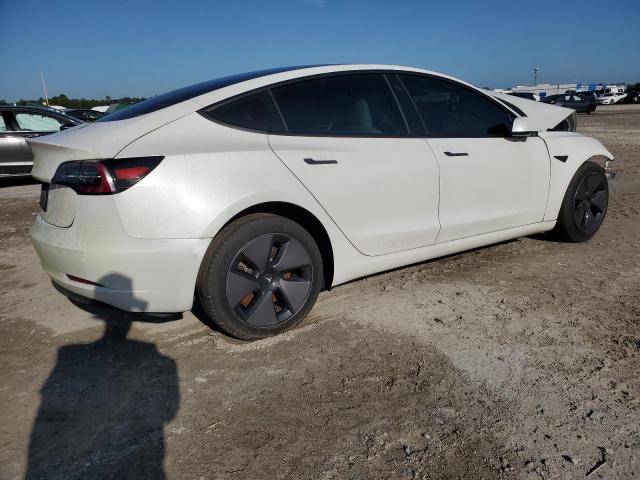 5YJ3E1EA8MF921606 - 2021 TESLA MODEL 3 WHITE photo 3