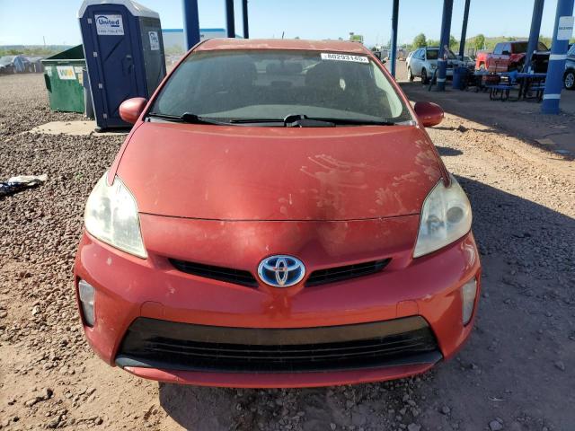 JTDKN3DU0D0341574 - 2013 TOYOTA PRIUS RED photo 5
