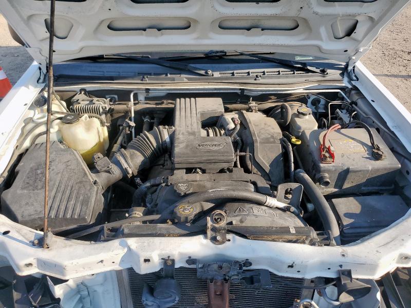 1GCDS136058175407 - 2005 CHEVROLET COLORADO WHITE photo 11