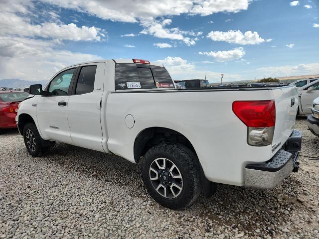 5TFBV54147X004029 - 2007 TOYOTA TUNDRA DOUBLE CAB SR5 WHITE photo 2