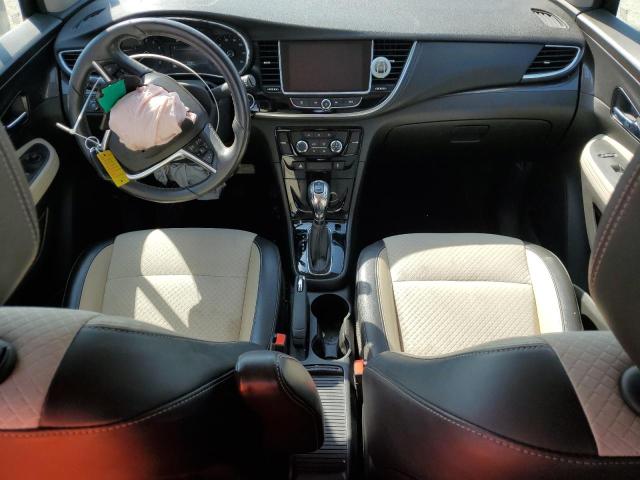 KL4CJASB6JB519326 - 2018 BUICK ENCORE PREFERRED Rot Foto 8