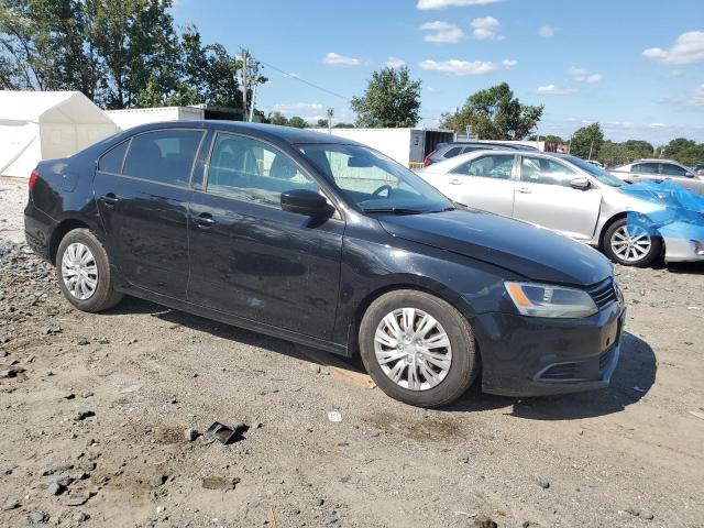 3VW2K7AJ9EM334595 - 2014 VOLKSWAGEN JETTA BASE BLACK photo 4