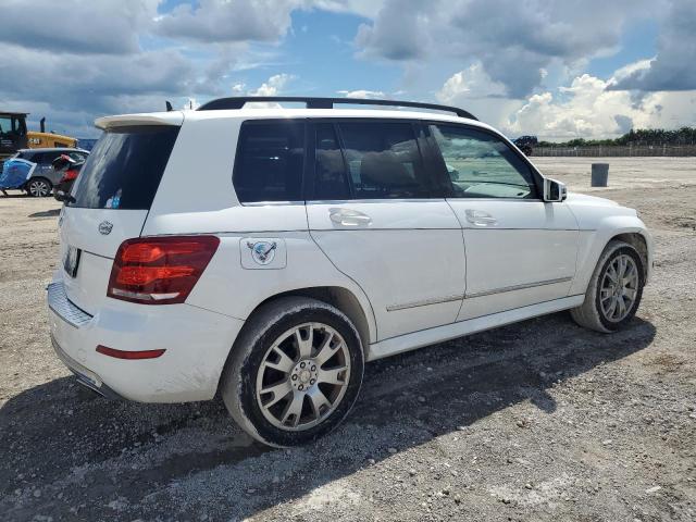 WDCGG5HB5DF966337 - 2013 MERCEDES-BENZ GLK 350 WHITE photo 3