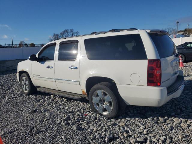 1GNUKKE39AR148968 - 2010 CHEVROLET SUBURBAN K1500 LTZ WHITE photo 2