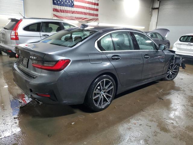 3MW5R7J50K8B00829 - 2019 BMW 330XI GRAY photo 3