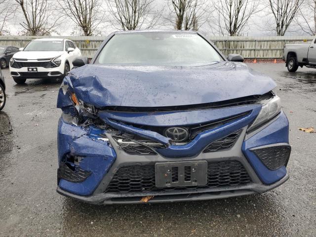4T1T11BK6PU089957 - 2023 TOYOTA CAMRY SE NIGHT SHADE BLUE photo 5