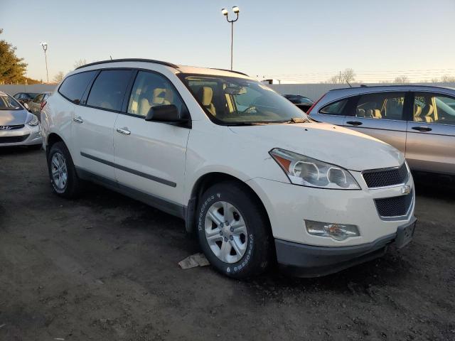 1GNKVFED1CJ380383 - 2012 CHEVROLET TRAVERSE LS WHITE photo 4