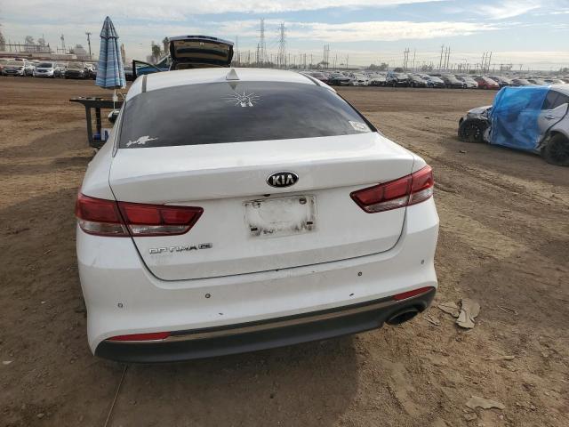 KNAGT4L38J5206221 - 2018 KIA OPTIMA LX WHITE photo 6