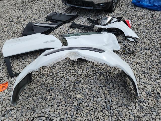 2T1BURHE3GC661698 - 2016 TOYOTA COROLLA L WHITE photo 12