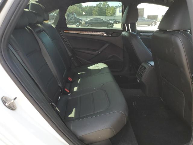 1VWMA7A37MC005021 - 2021 VOLKSWAGEN PASSAT R-LINE Белый фото 10