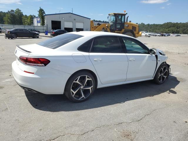 1VWMA7A37MC005021 - 2021 VOLKSWAGEN PASSAT R-LINE Белый фото 3