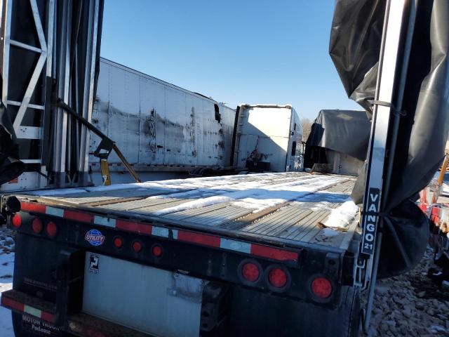 1UYFS2483J5300301 - 2018 UTILITY TRAILER შავი ფოტო 5