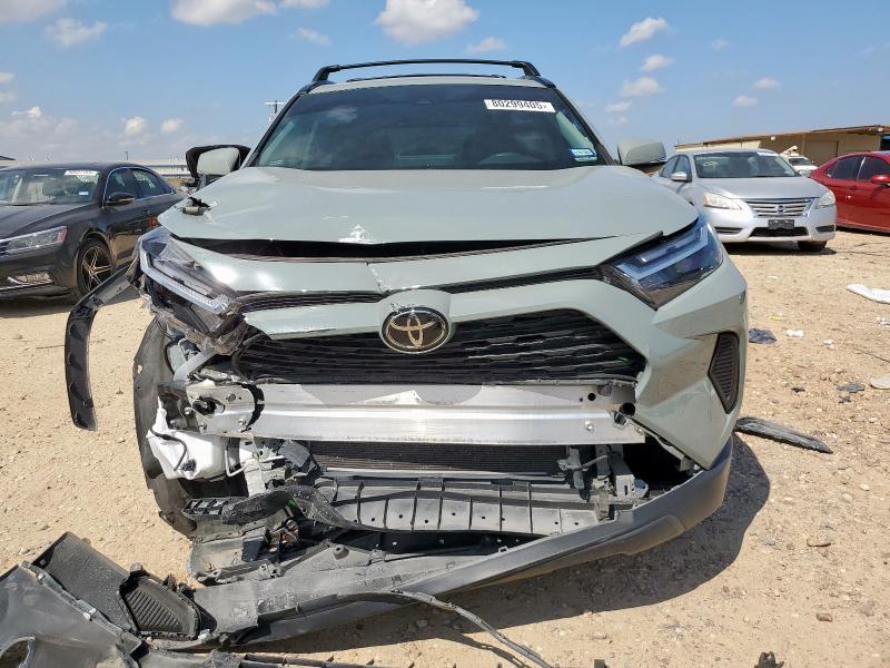 2T3P1RFV5PW359420 - 2023 TOYOTA RAV4 XLE GRAY photo 5